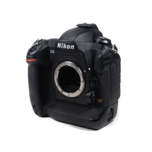 Used Nikon D5 Body only